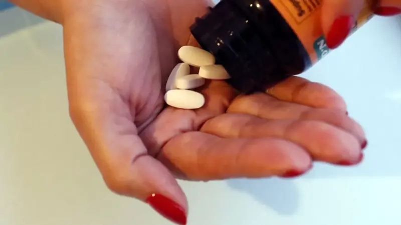 Kratom para aliviar el dolor: ¿una alternativa a fármacos clásicos?
